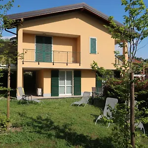  Apartment Giardino E Piscina