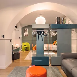 Lata Rana Colosseum Luxury Loft , Rome Italy
